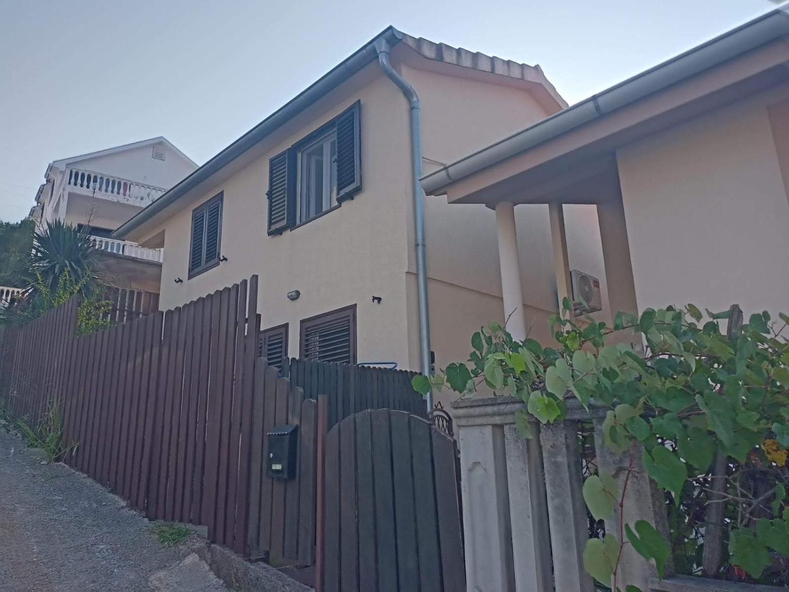 Studio Happy Montenegro Krasići Exterior foto